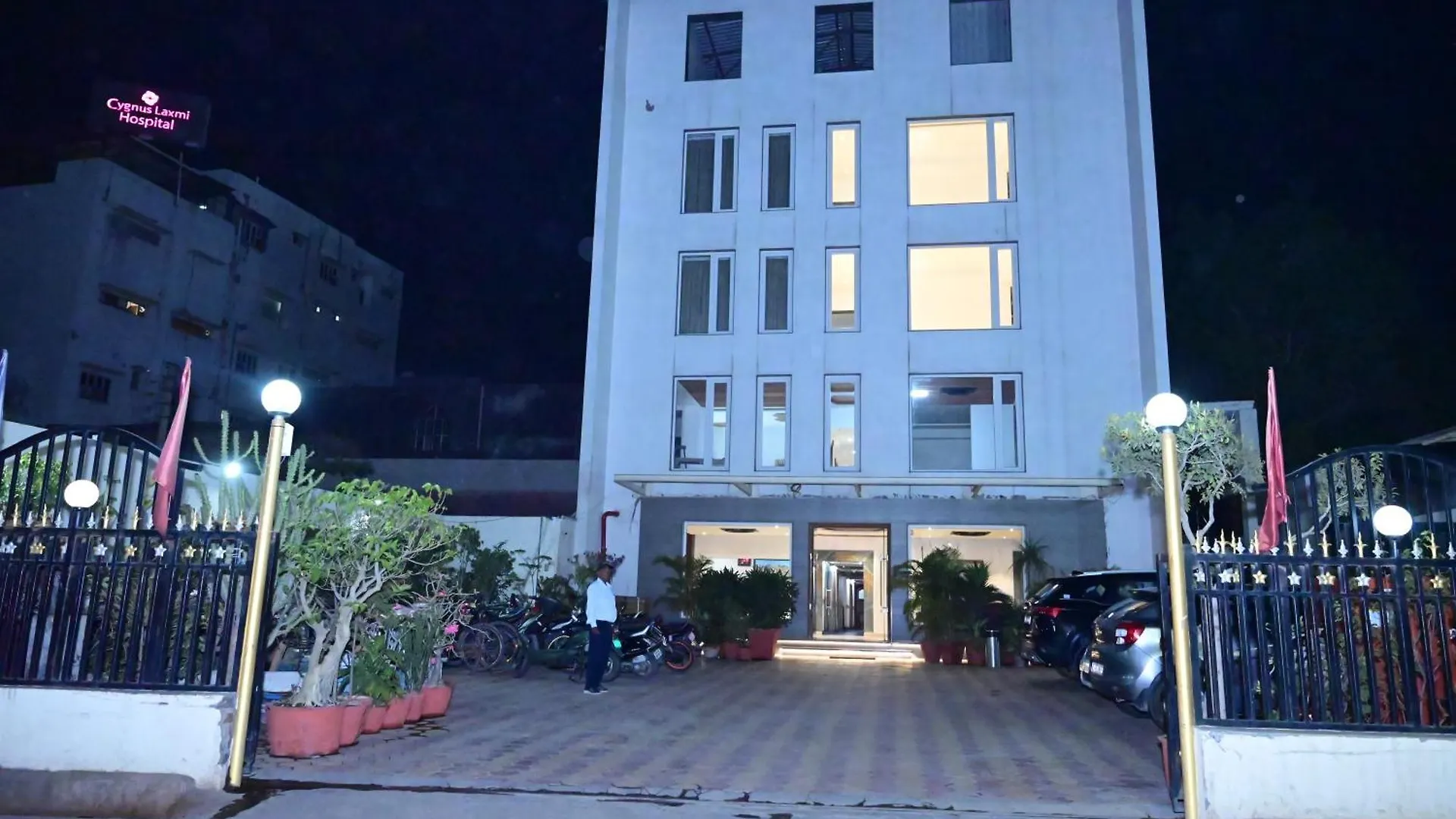Hotel City Grand Varanasi