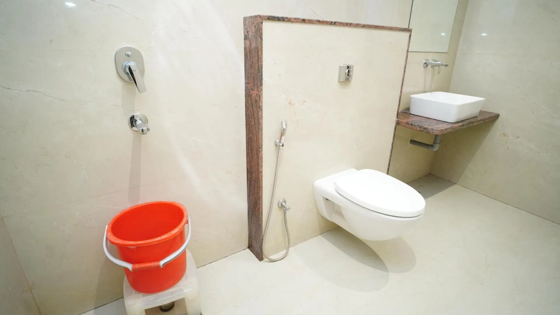 Hotel City Grand Varanasi